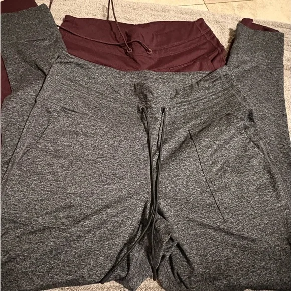 2 Old Navy Active High-Waisted CozeCore Jogger Leggings - Picture 3 of 9